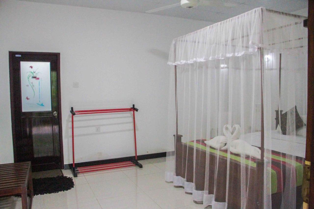 Sigiriya Mana B&B Экстерьер фото