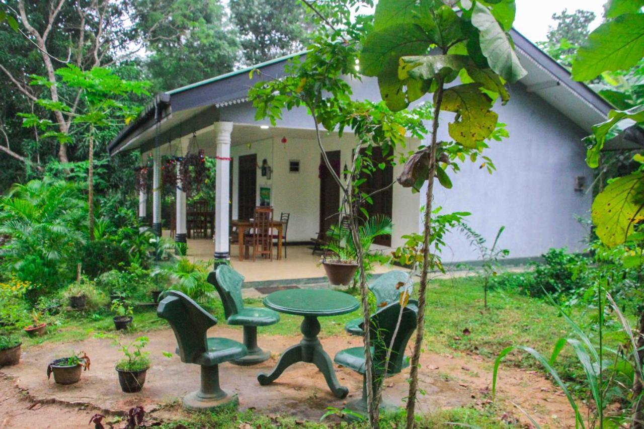 Sigiriya Mana B&B Экстерьер фото