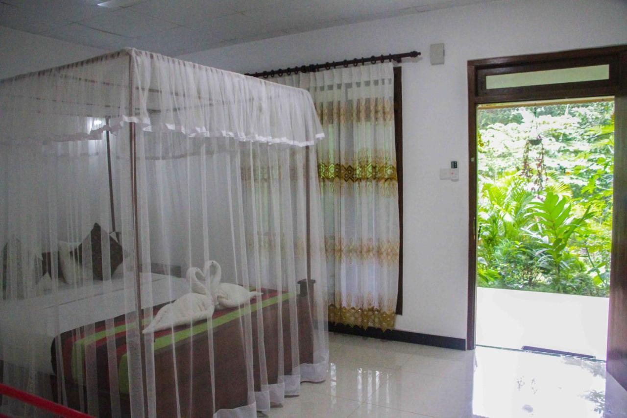 Sigiriya Mana B&B Экстерьер фото